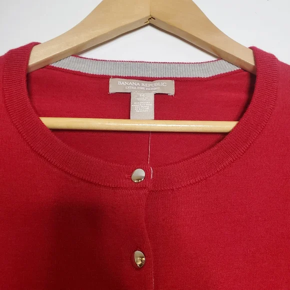 Banana Republic Extra Fine Merino Wool Women Sweater Cardigan Size M Red Stretch - Picture 8 of 9